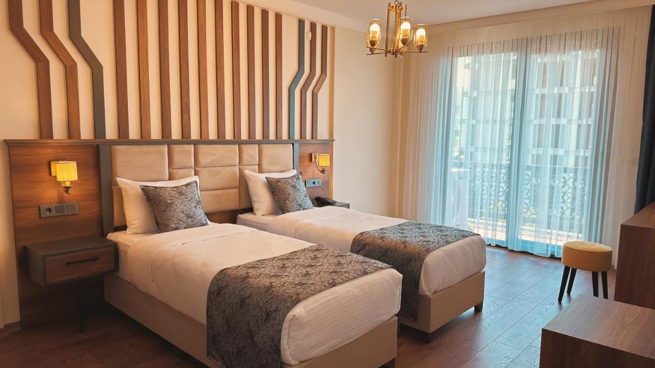 Biliris Hotel *